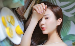 公交车强摁做开腿呻吟H